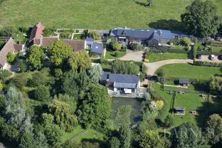 casa de huéspedes Saint-Pierre-sur-Dives - Ref 2592760
