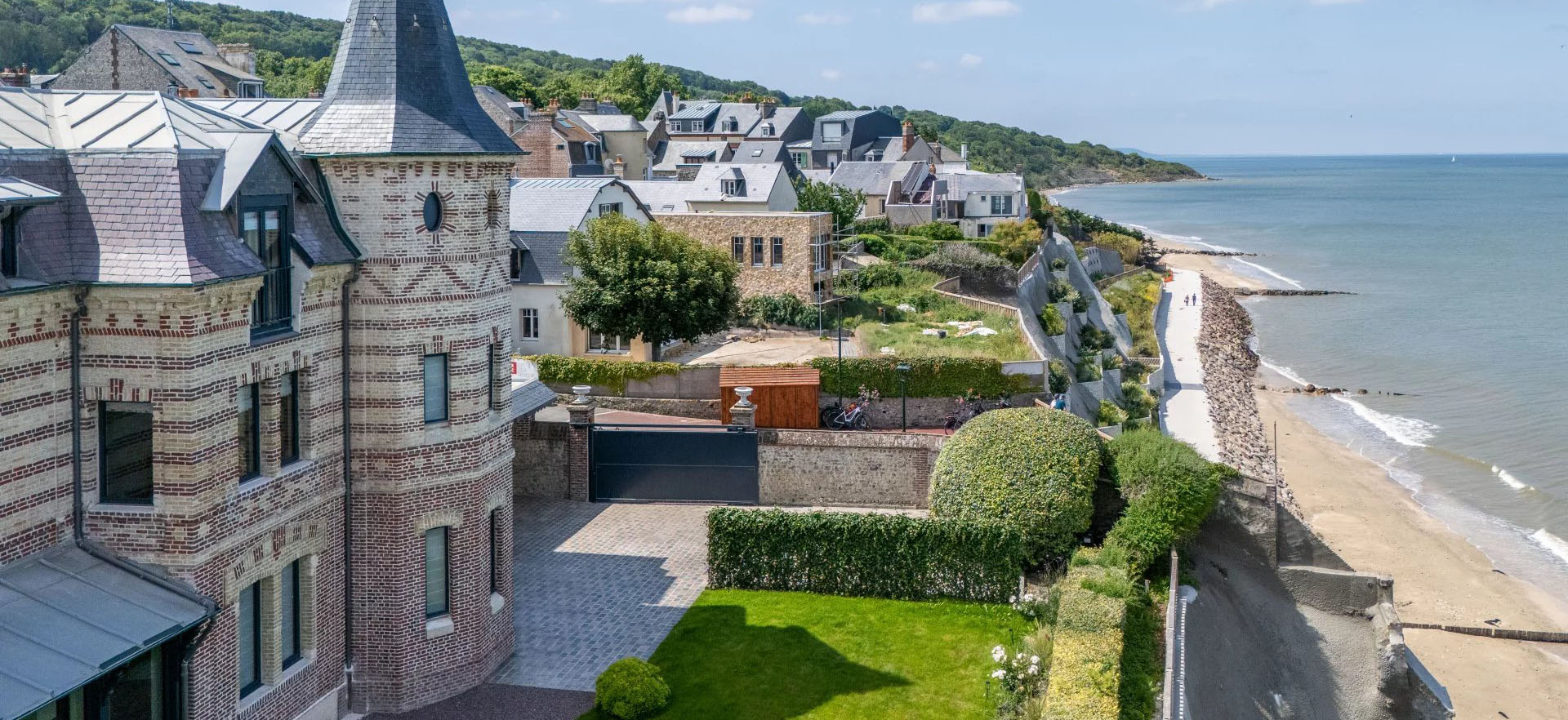 Discover this property: Villerville - France - House, 8 rooms, 5 bedrooms - Slideshow Picture 1