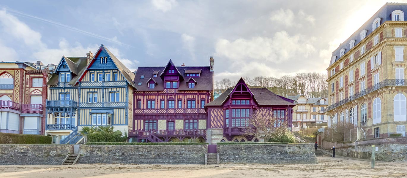 Explore Deauville and its region